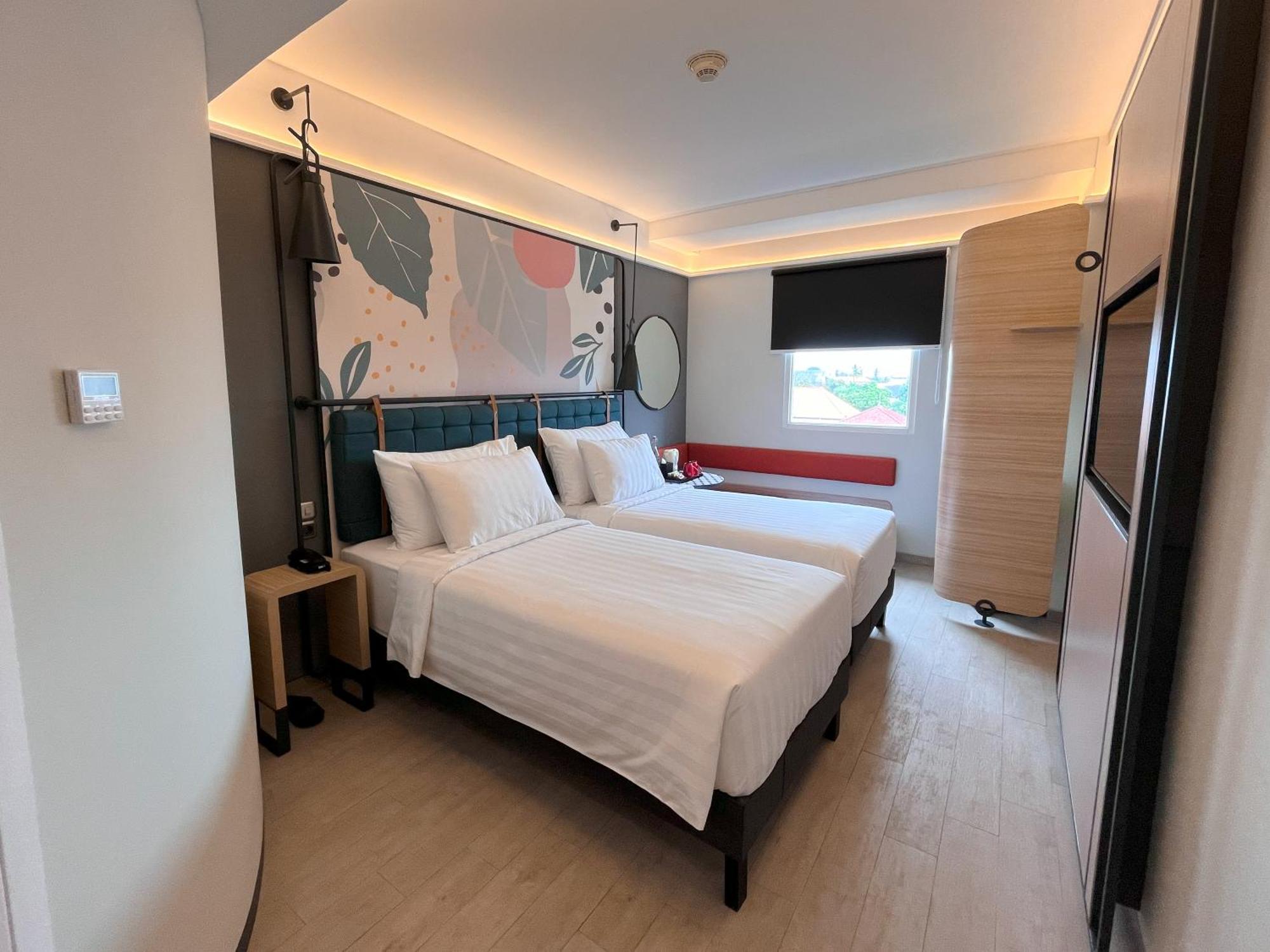 Luminor Hotel Legian Seminyak - Bali Exterior photo